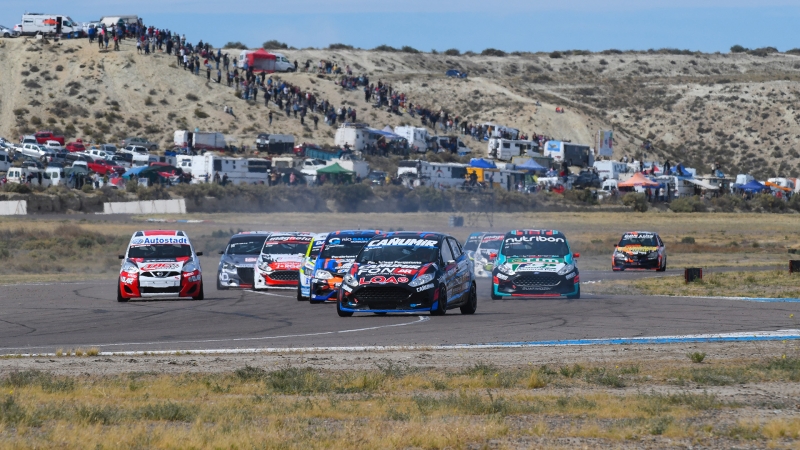 Renzo Blotta gana en el inicio del domingo