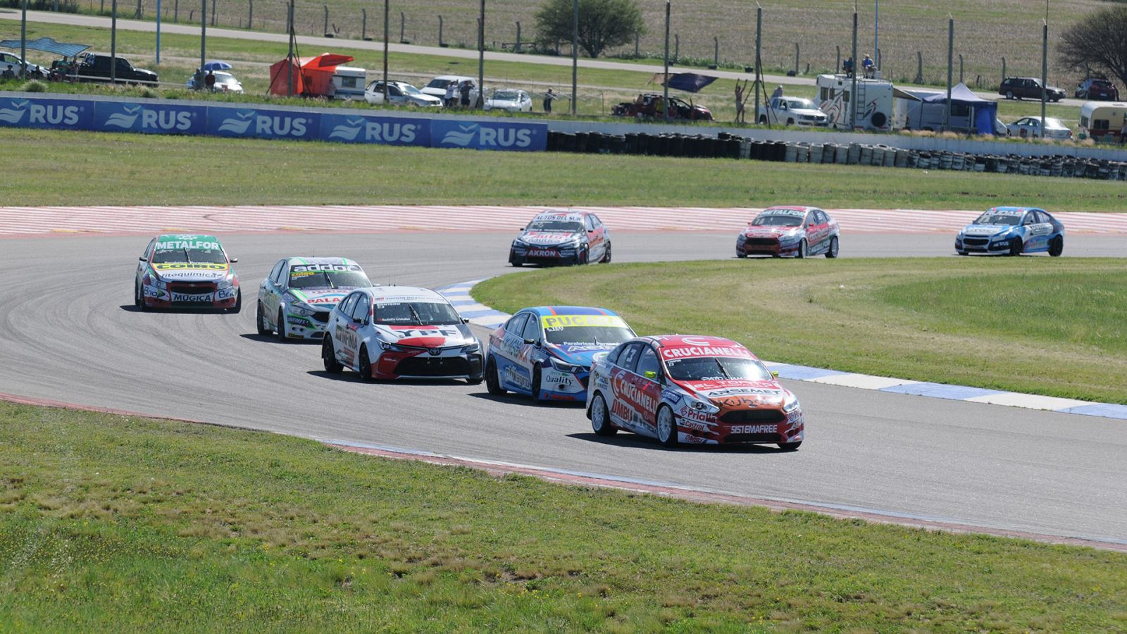 Facundo Chapur sigue a paso firme