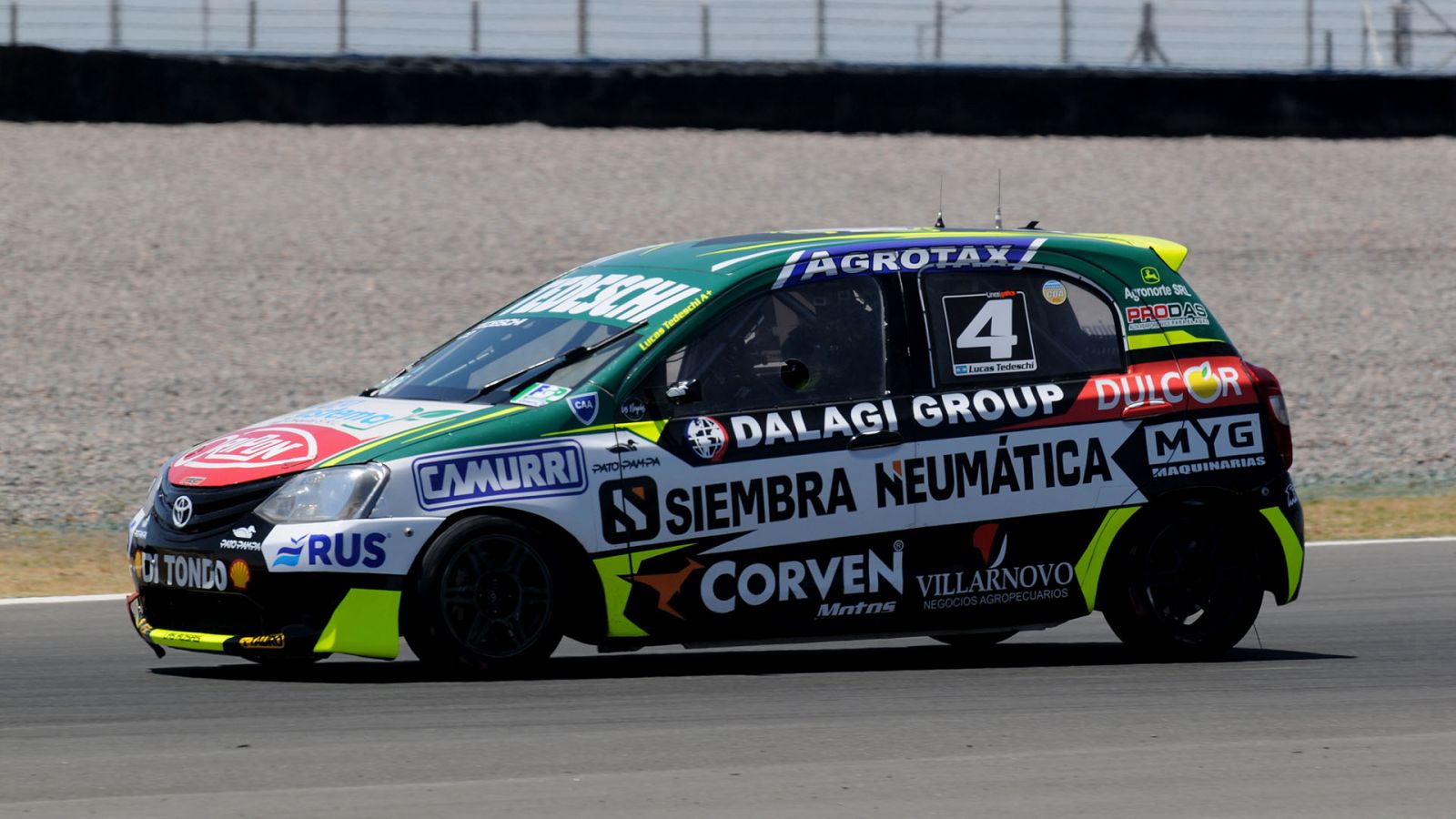 Lucas Tedeschi obtiene la pole position