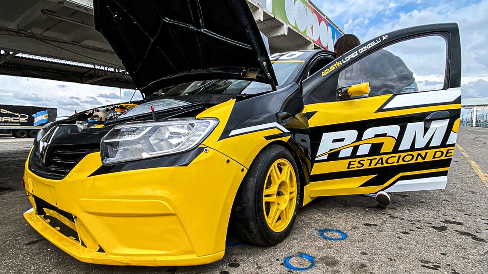 Primeros desarrollos en pista