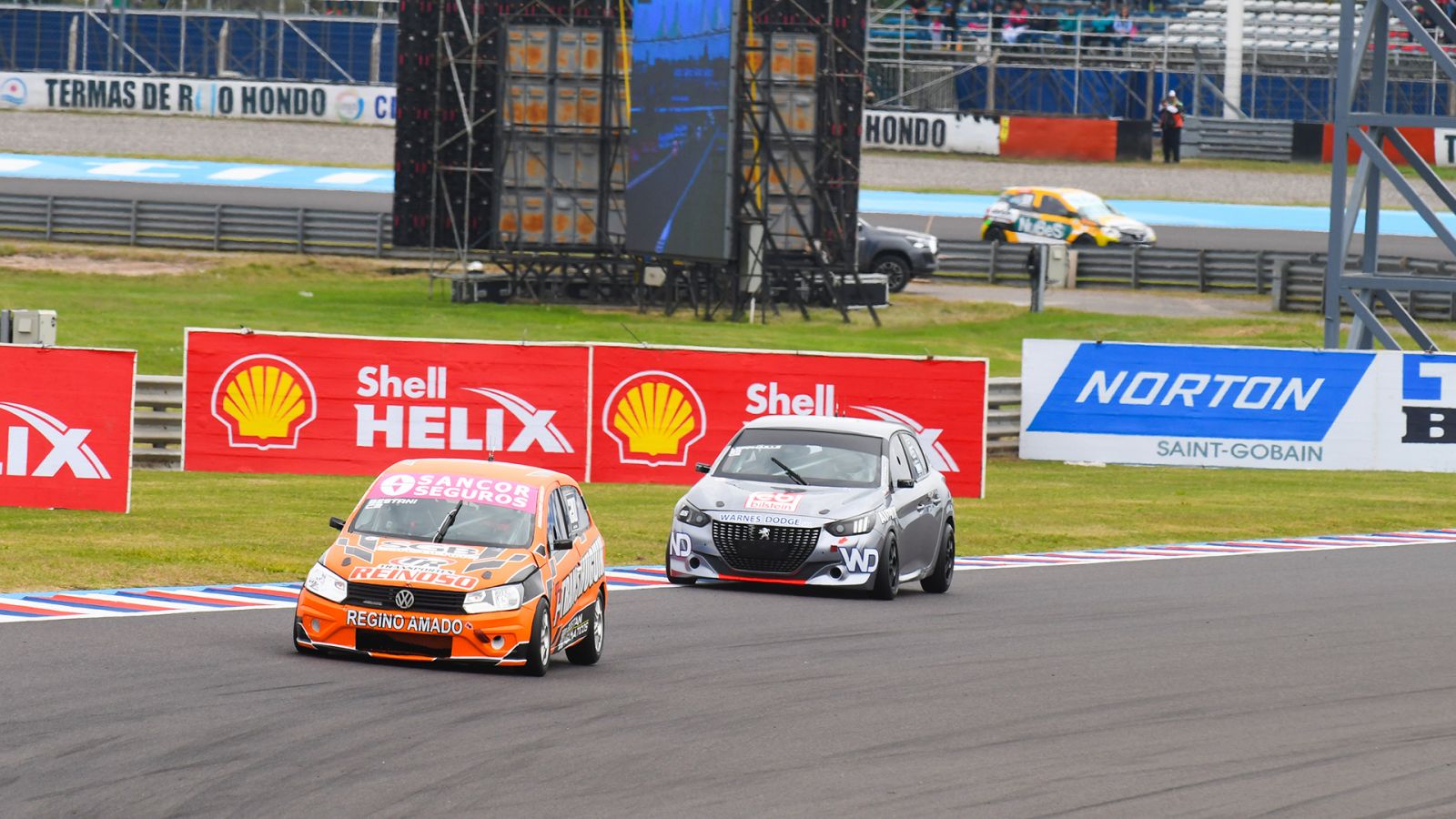 Maximiliano Bestani vence en el segundo cronometrado