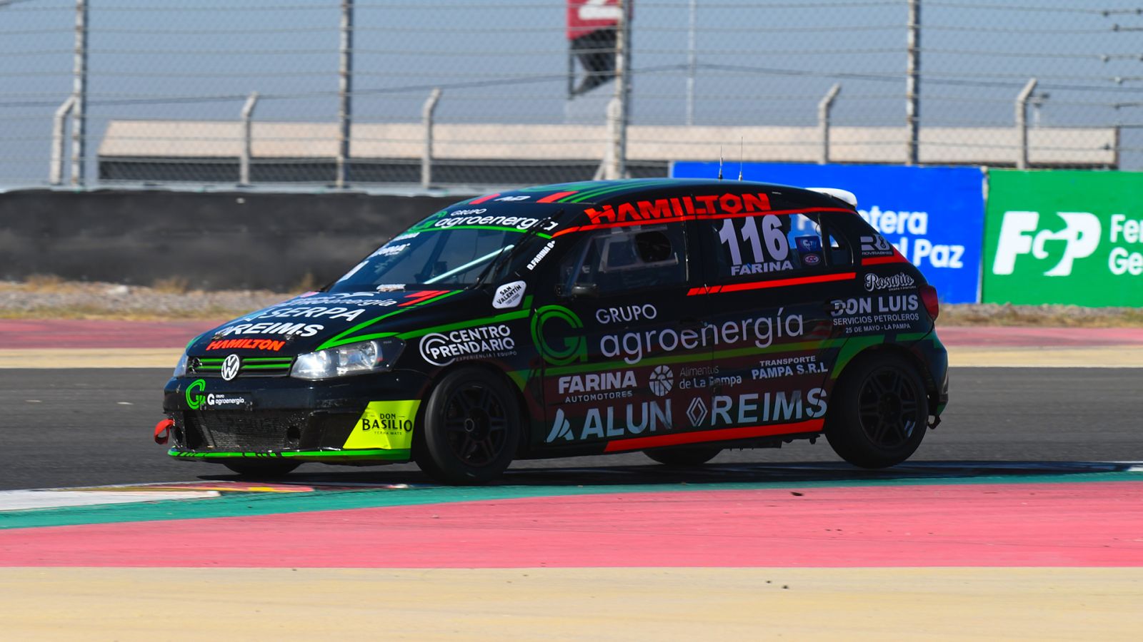 Diego Farina, con cambios