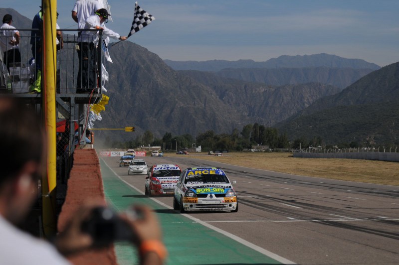 El duelo cordobés fue para Las Varillas