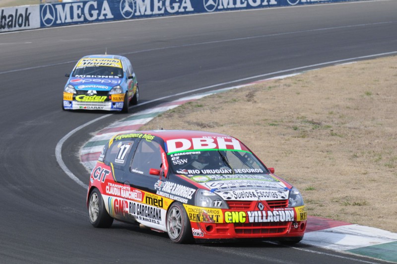 Giacoponi se quedó con el primer chico