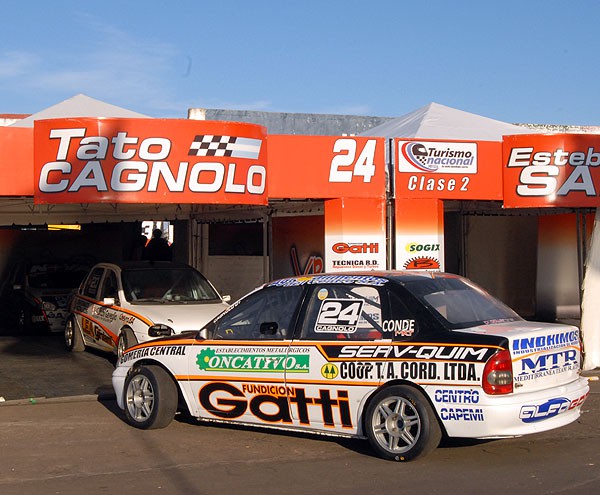 El equipo JCB Motor Sport no se relaja