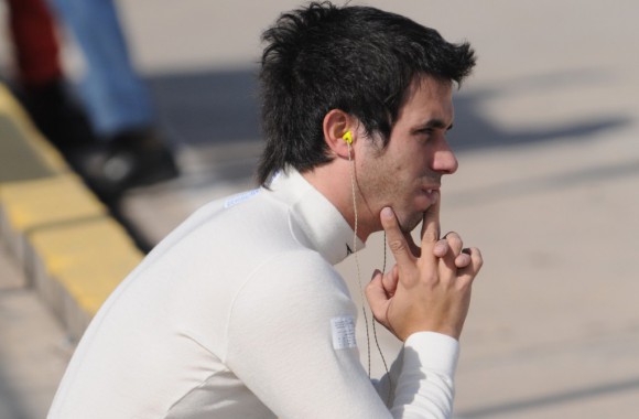 ¿Clase 2 o Clase 3° El gran dilema para Adrián Percaz