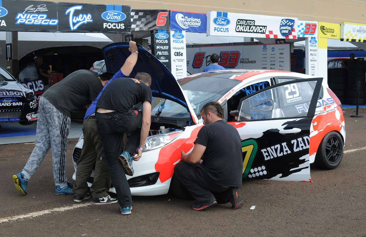 Ruiz y Scordia probaron en Posadas