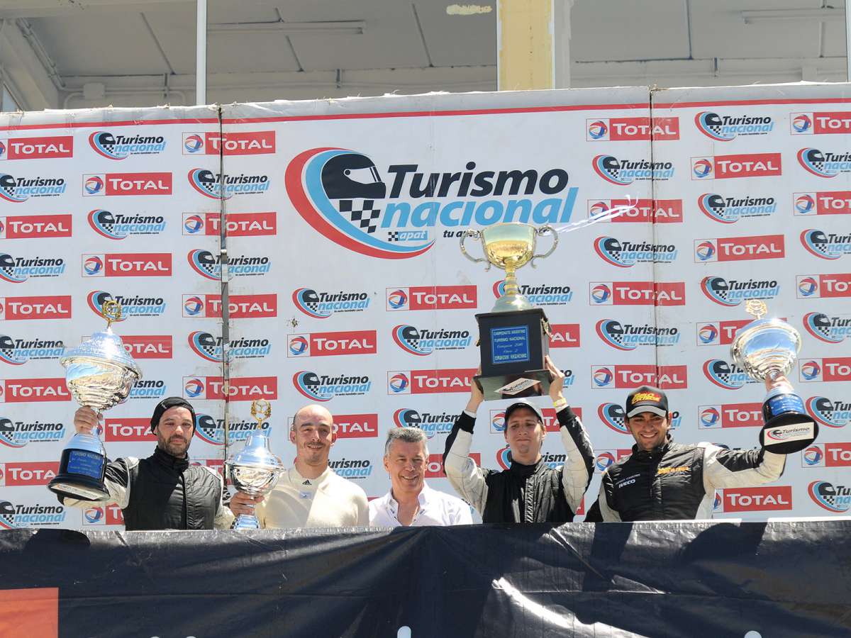 Grasso y el doble debut triunfal