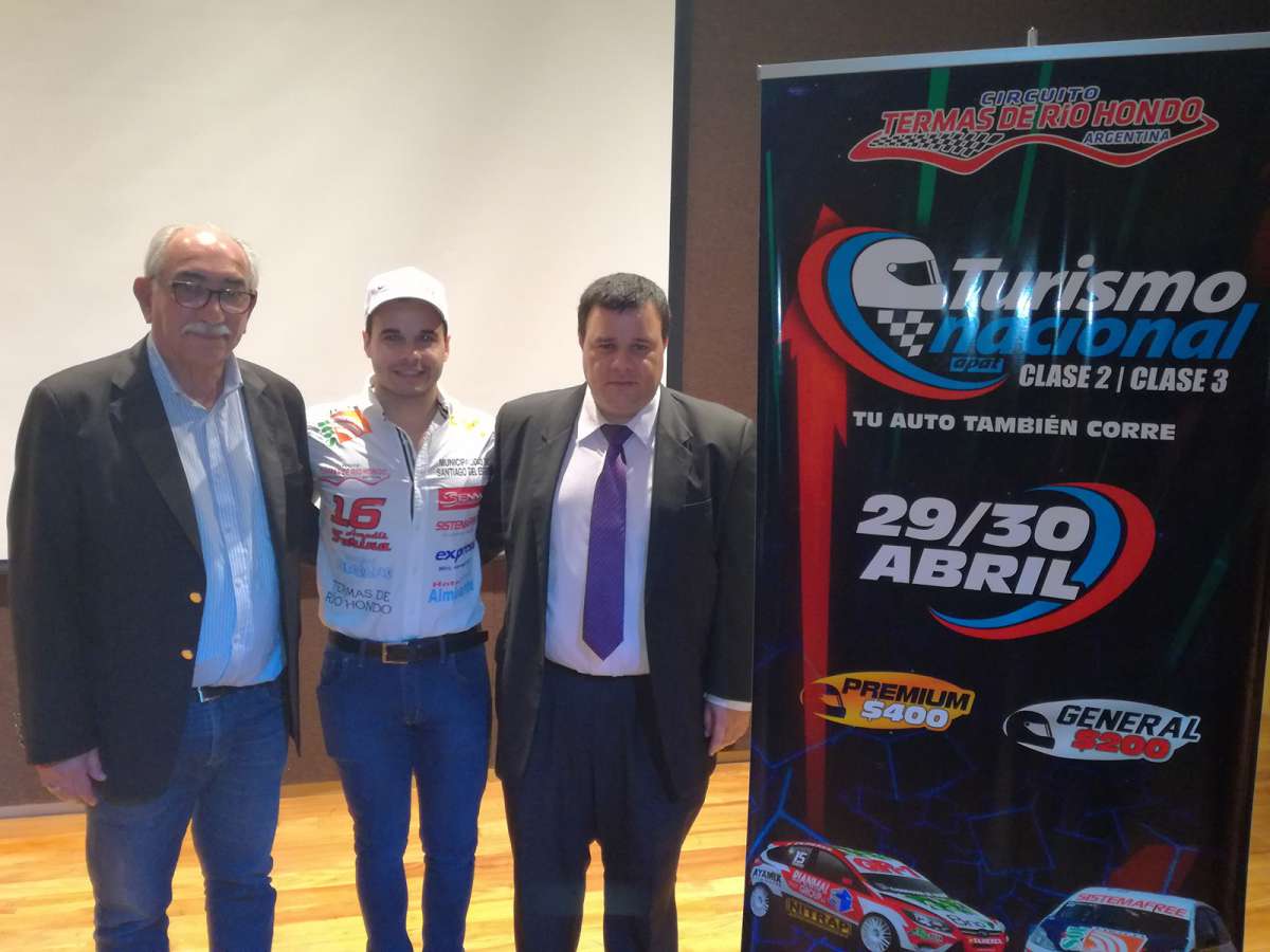 Amadis Farina tuvo su presentación