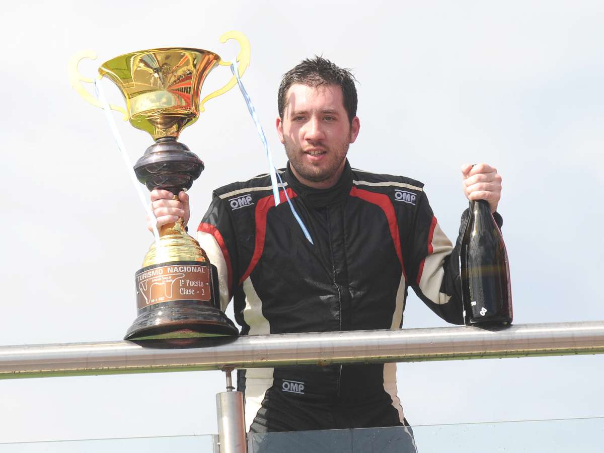 "Trabajamos mucho para lograr este resultado"