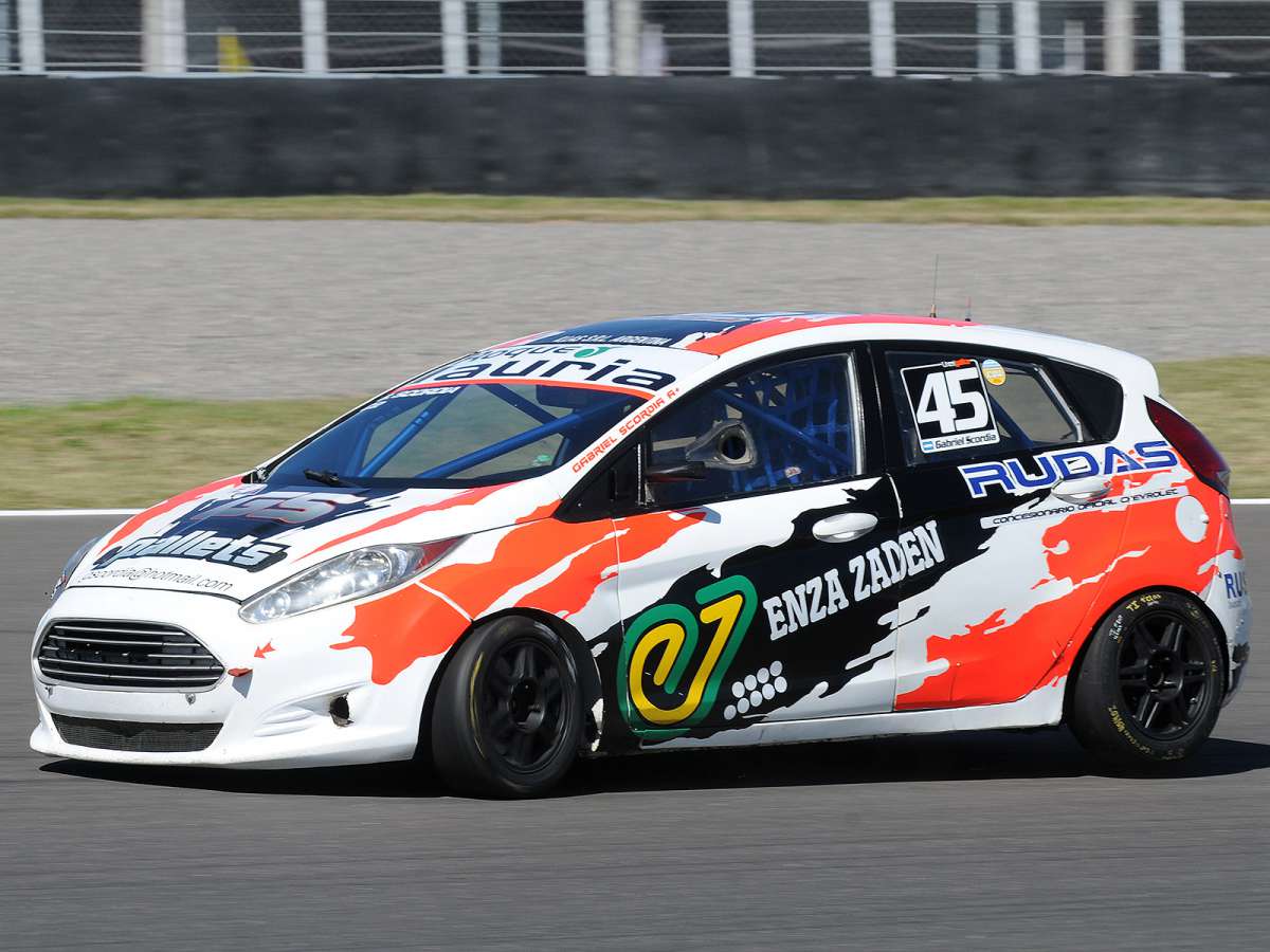 Gabriel Scordia, concordiense entre los entrerrianos