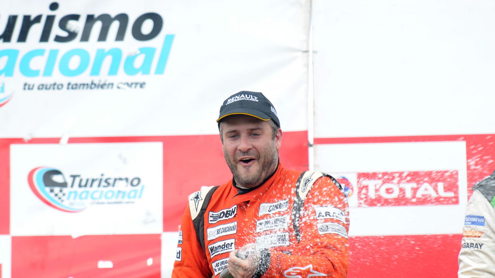 "Vuelvo a correr donde siempre soñe: el TN"