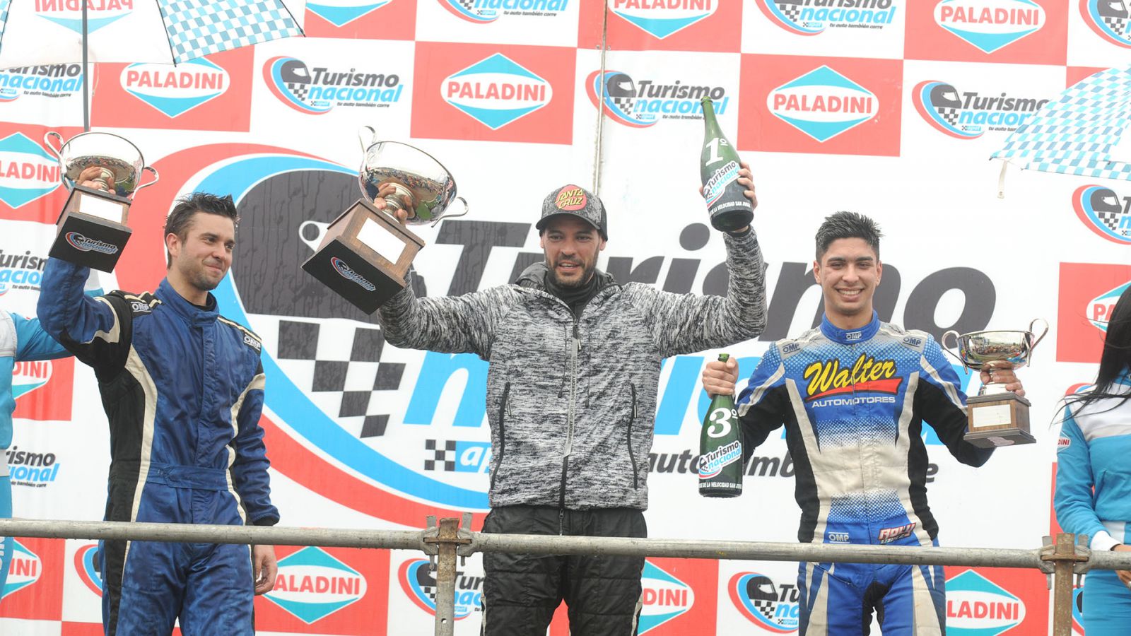 Primero, por segunda vez