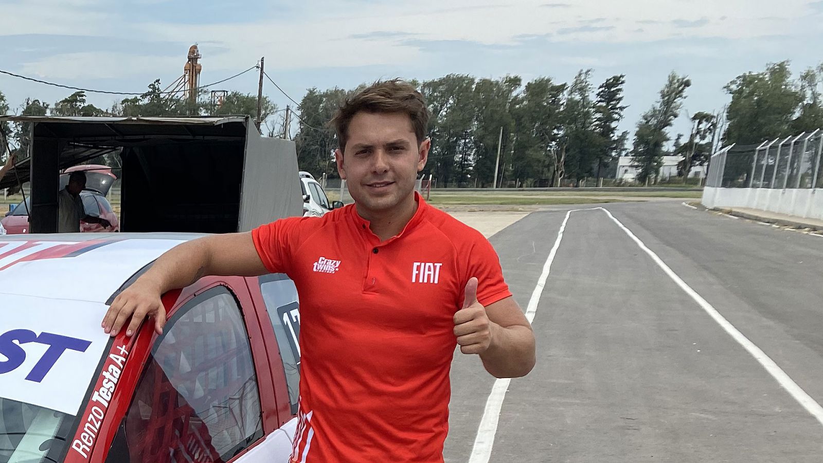 Renzo Testa estrenó su Fiat Argo