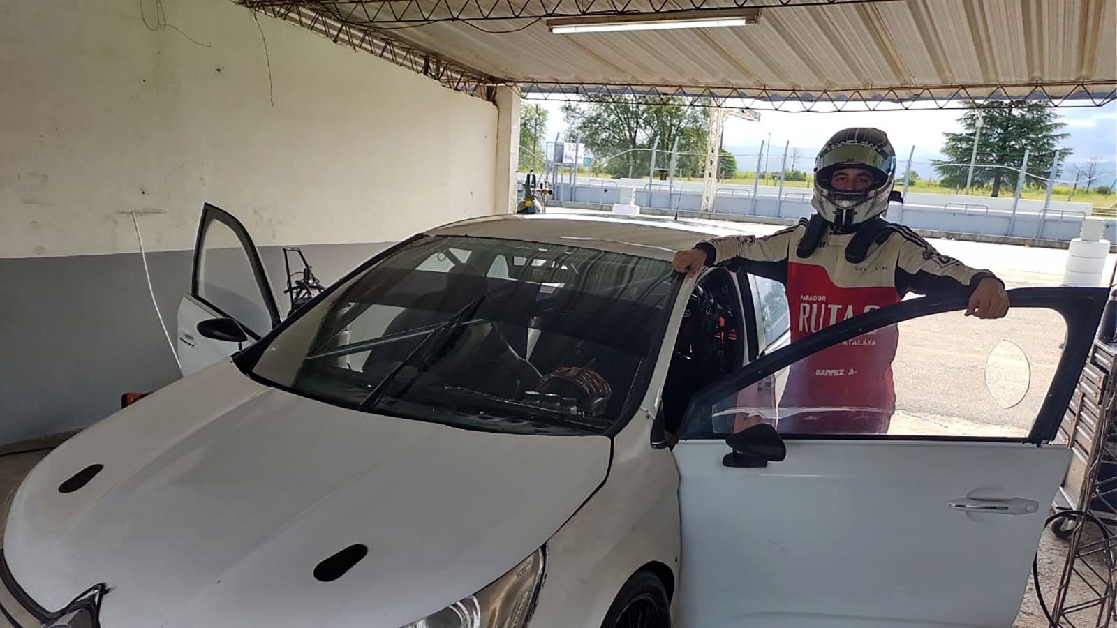 Prueba y debut para Juan José Garriz