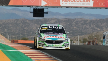 Mariano Pernia dominó el primer entrenamiento
