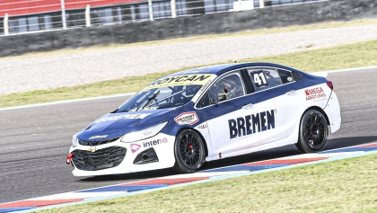 Jorge Barrio, adelante en el primer entrenamiento de Clase 3