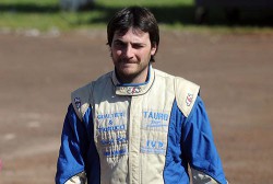 Joel Borgobello, con un Clío, correrá en 2012