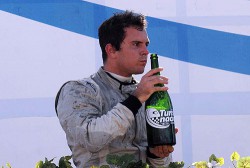 Continúa el sabor amargo