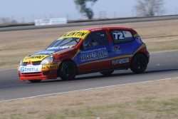 Maximiliano Fontana adelante