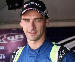 Gastón Crusitta giró con un Seat León en La Plata
