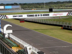 Tribunas y entradas generales