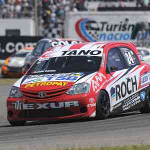 Grasso y el primer podio del Toyota Etios