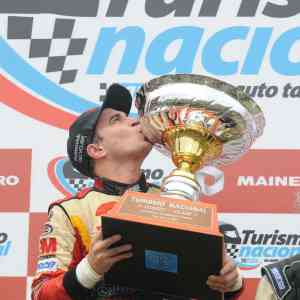 "Este triunfo es merito de todo el equipo"