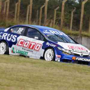 Leonel Larrauri, en el segundo entrenamiento